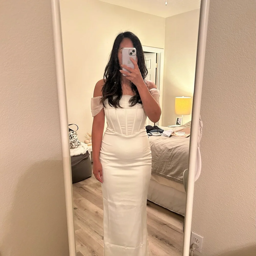 Everly off the shoulder corset dress size Small - Picture 3 of 6